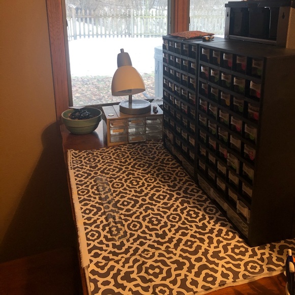 Meet your Posher, Tamra - Picture 2 of 5